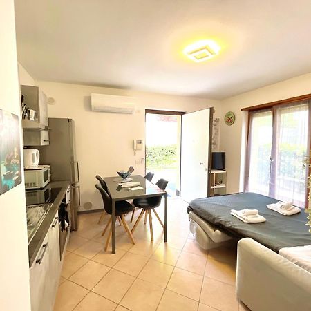 Casa Segantini - Relax Patio Apartment 1 Арко Екстериор снимка