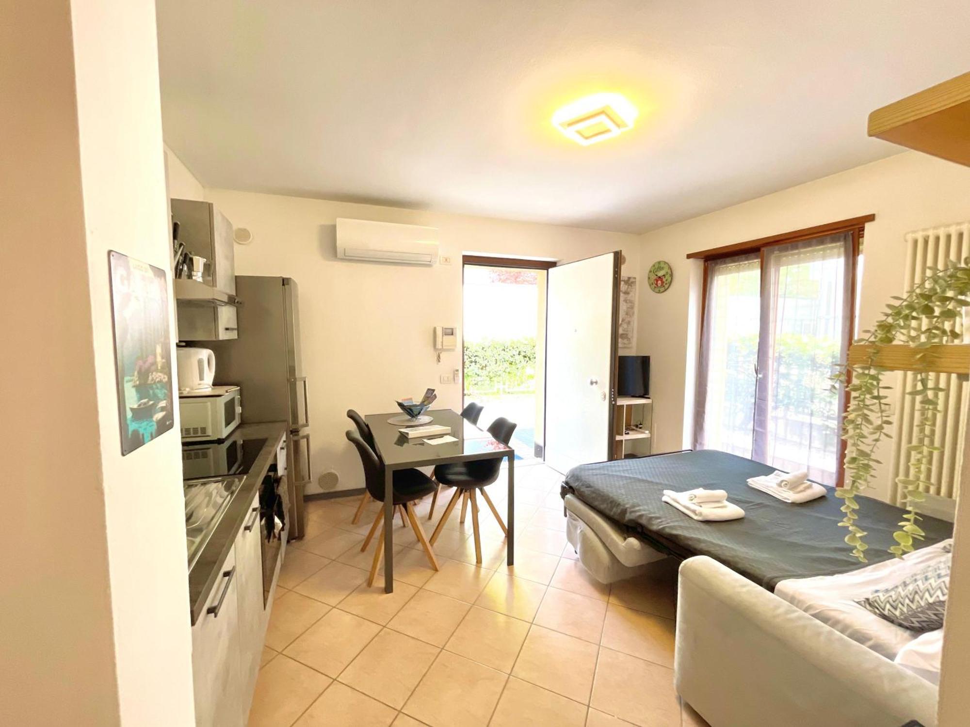 Casa Segantini - Relax Patio Apartment 1 Арко Екстериор снимка